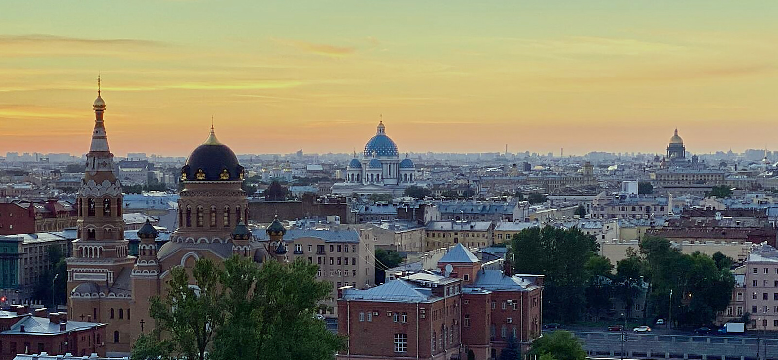 Студия у метро Фрунзенская с панорамным видом на город — вид из окна, Санкт-Петербург